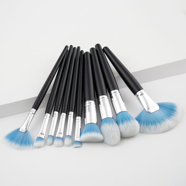 10 beauty makeup brushes - Image 5