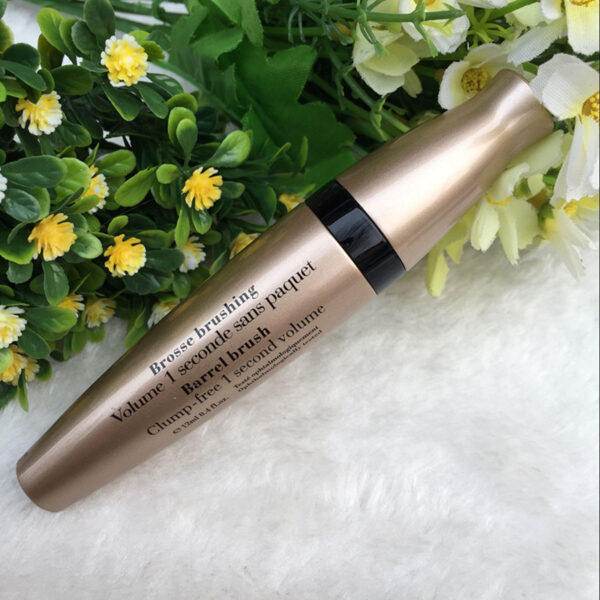 Gold tube mascara - Image 4