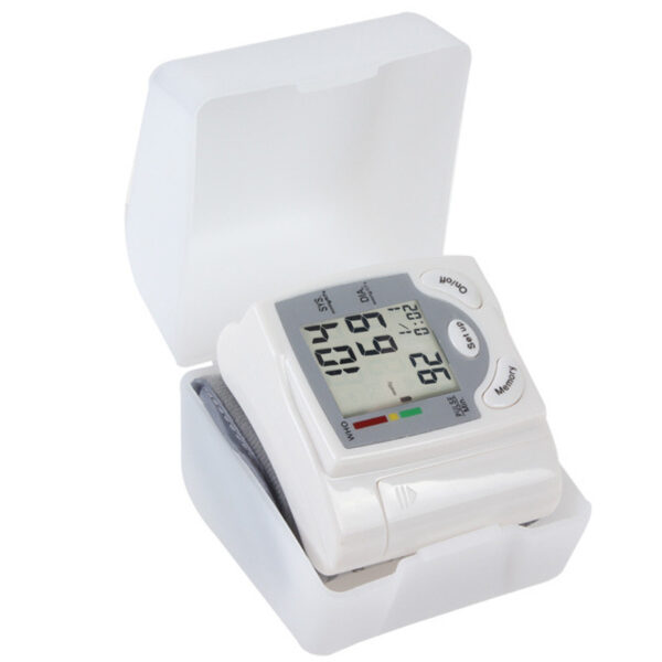 Wrist Blood Pressure Monitor, Fully Automatic Blood Pressure Measuring Device, Electronic Blood Pressure Monitor, Blood Pressure Measuring Device For Elderly People To Measure Hypertension - Image 3